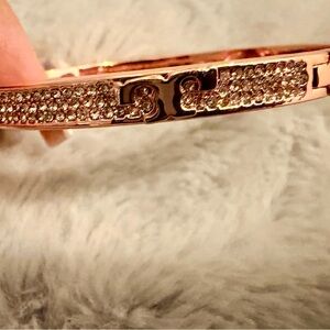 Elegant Tory Burch Rose Gold Bangle Bracelet